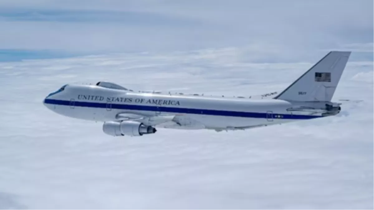 Trump called for his special Doomsday Plane, even a nuclear attack would not affect it; Is something big going to happen in Iran?